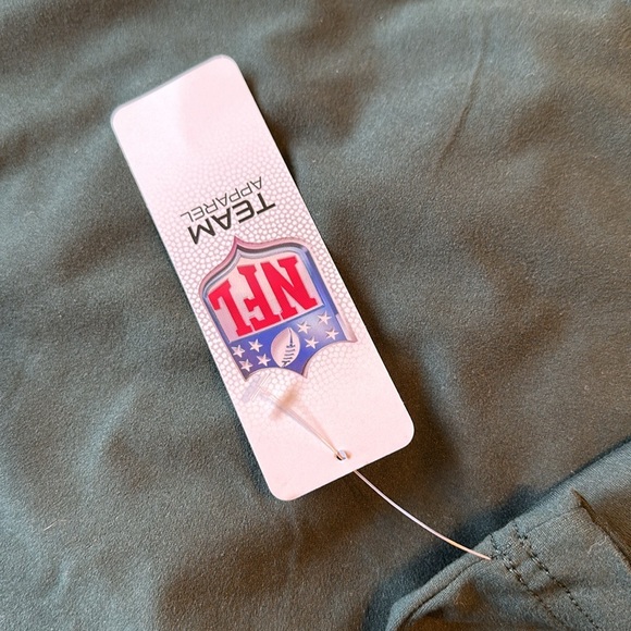 Green Bay Packers Lightweight hooded long sleeve - Picture 7 of 11